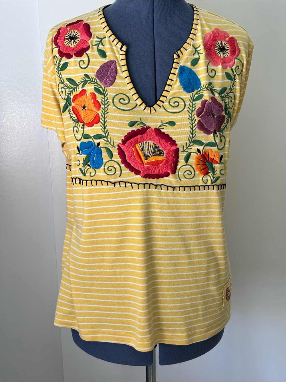 Double D Ranch Yellow Embroidered Top - Picture 2 of 8